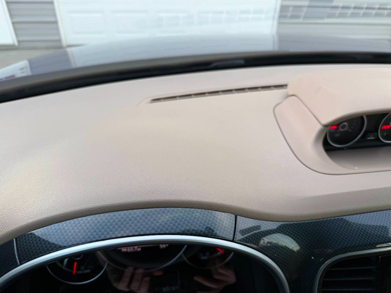 Volkswagen Beetle Convertible 2dr DSG 2.0T R-Line PZEV 2014