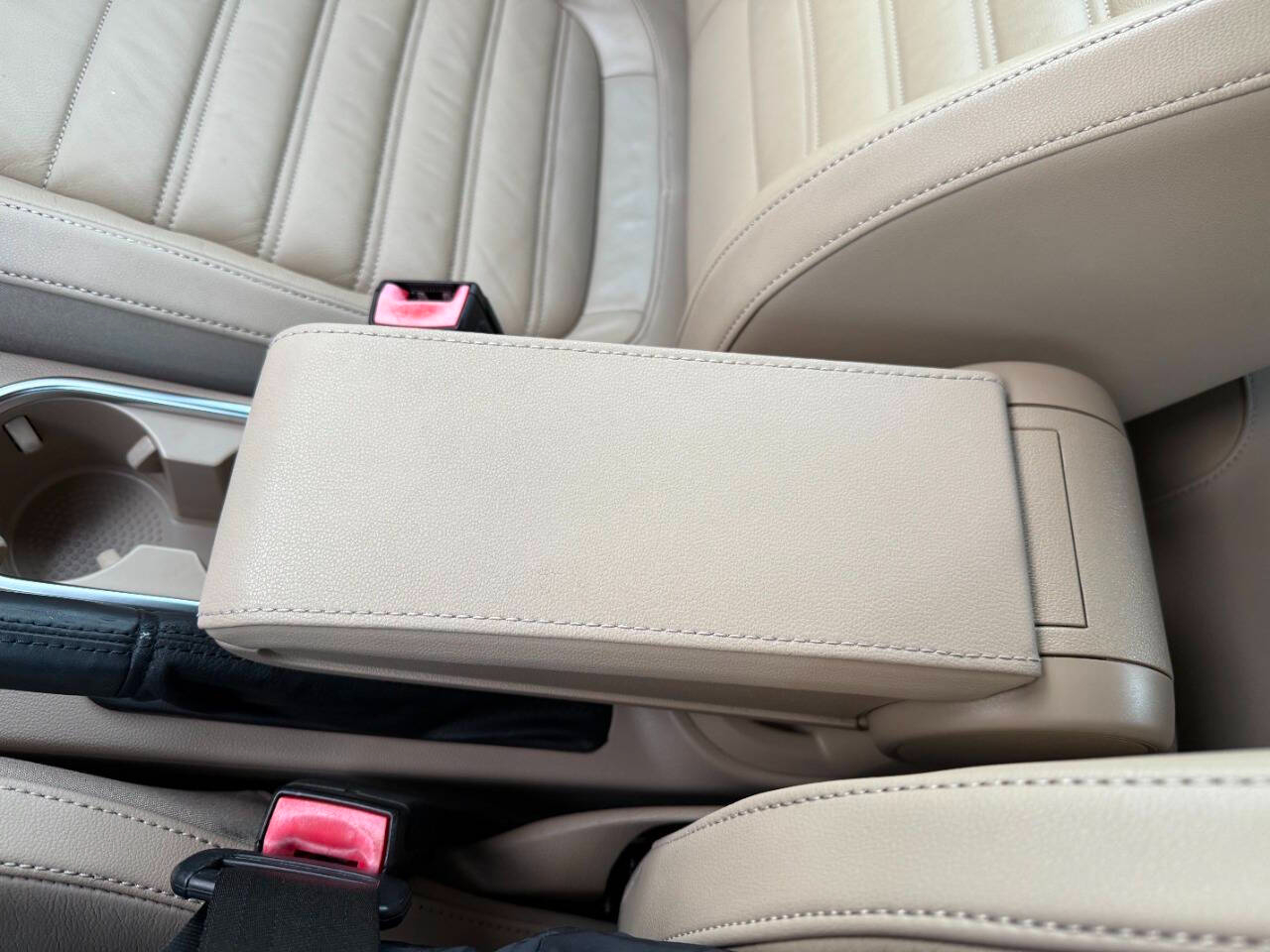 Volkswagen Beetle Convertible 2dr DSG 2.0T R-Line PZEV 2014