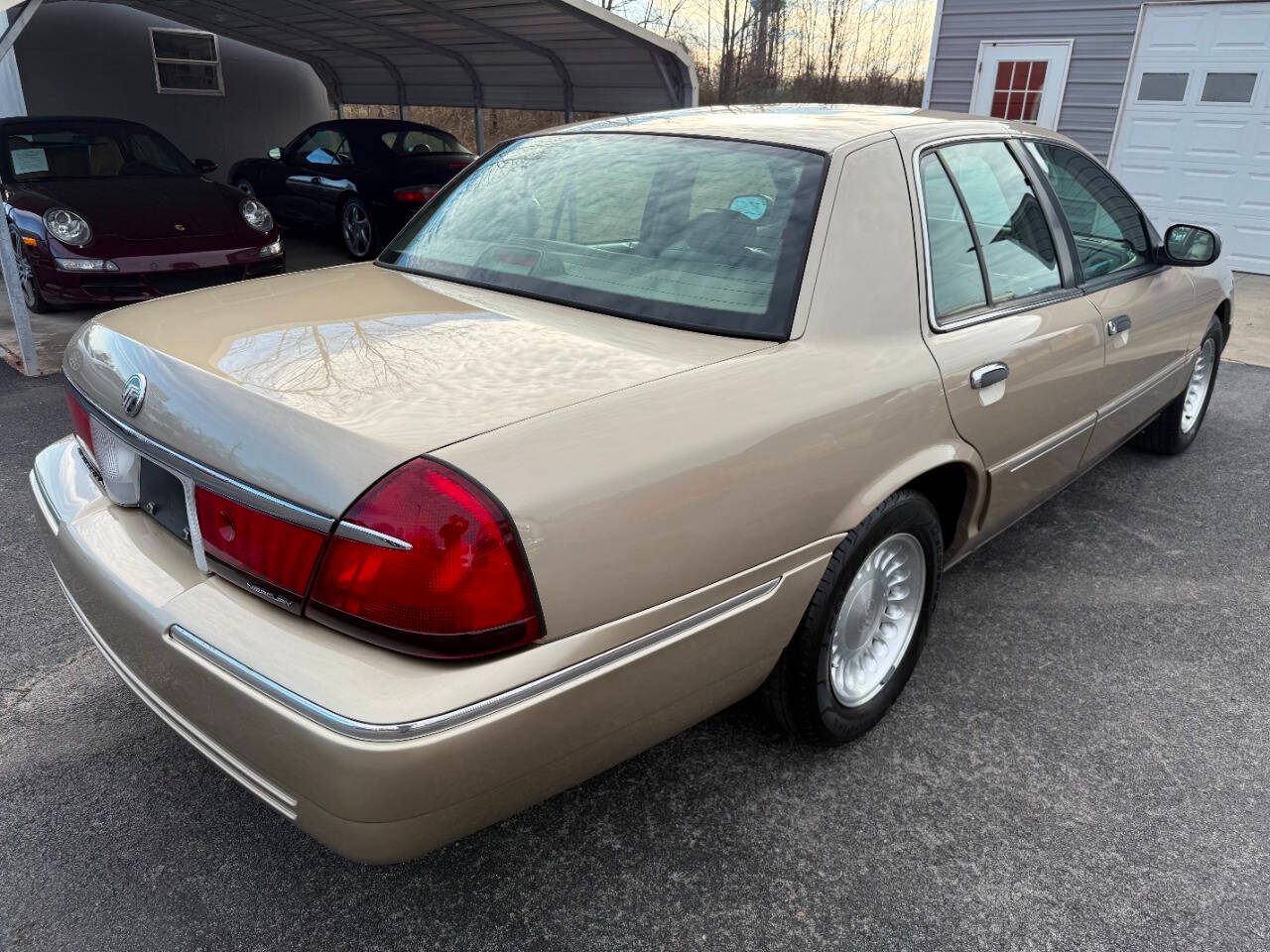 Mercury Grand Marquis 4dr Sdn LS 1999