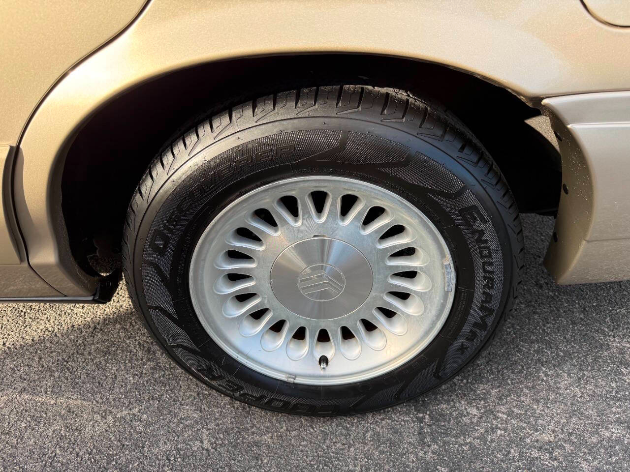 Mercury Grand Marquis 4dr Sdn LS 1999