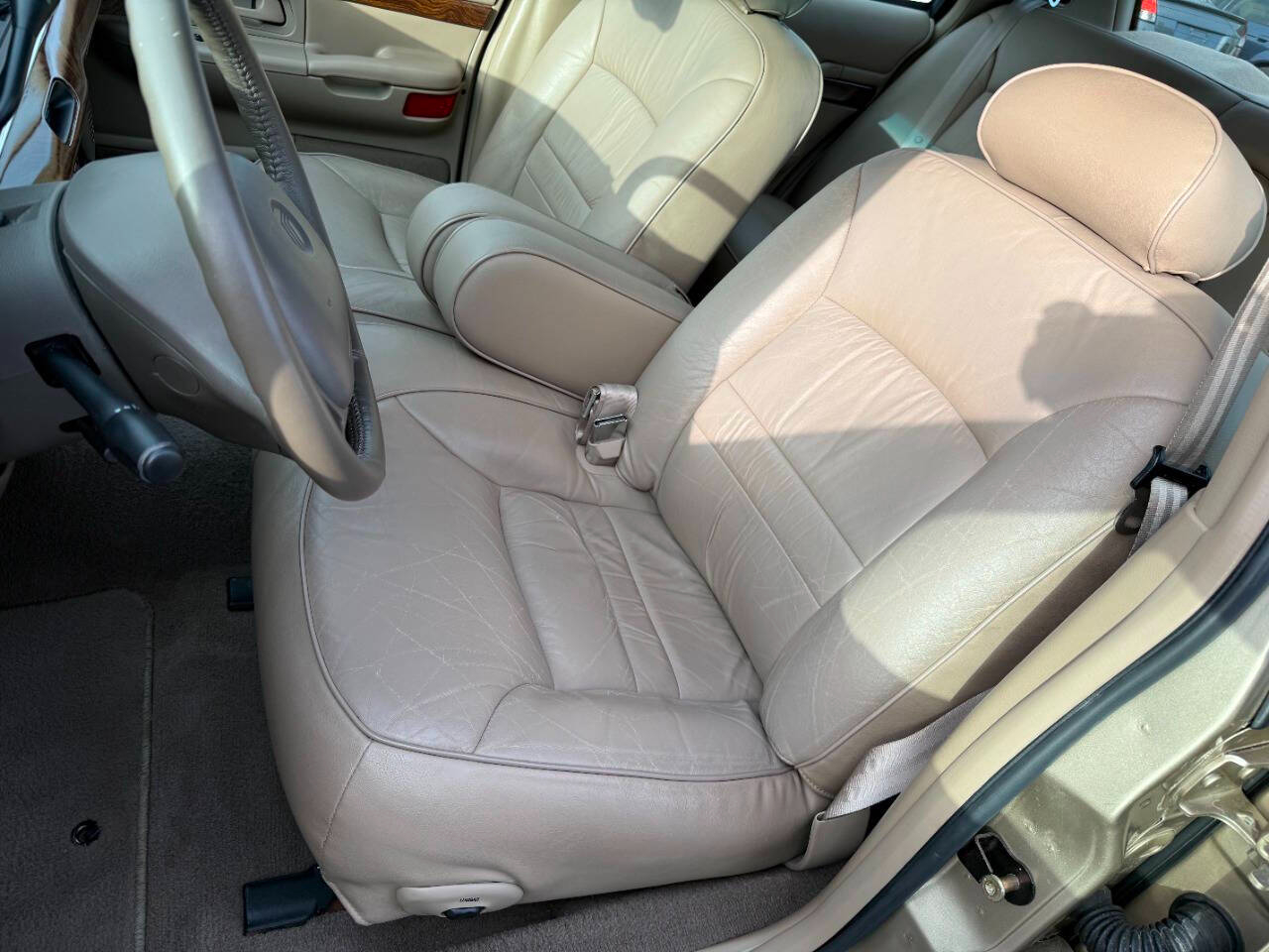 Mercury Grand Marquis 4dr Sdn LS 1999