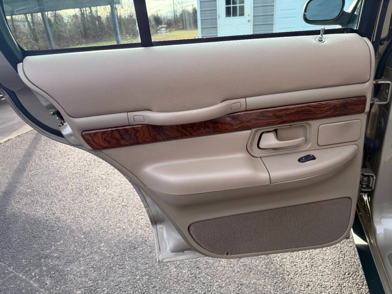 Mercury Grand Marquis 4dr Sdn LS 1999