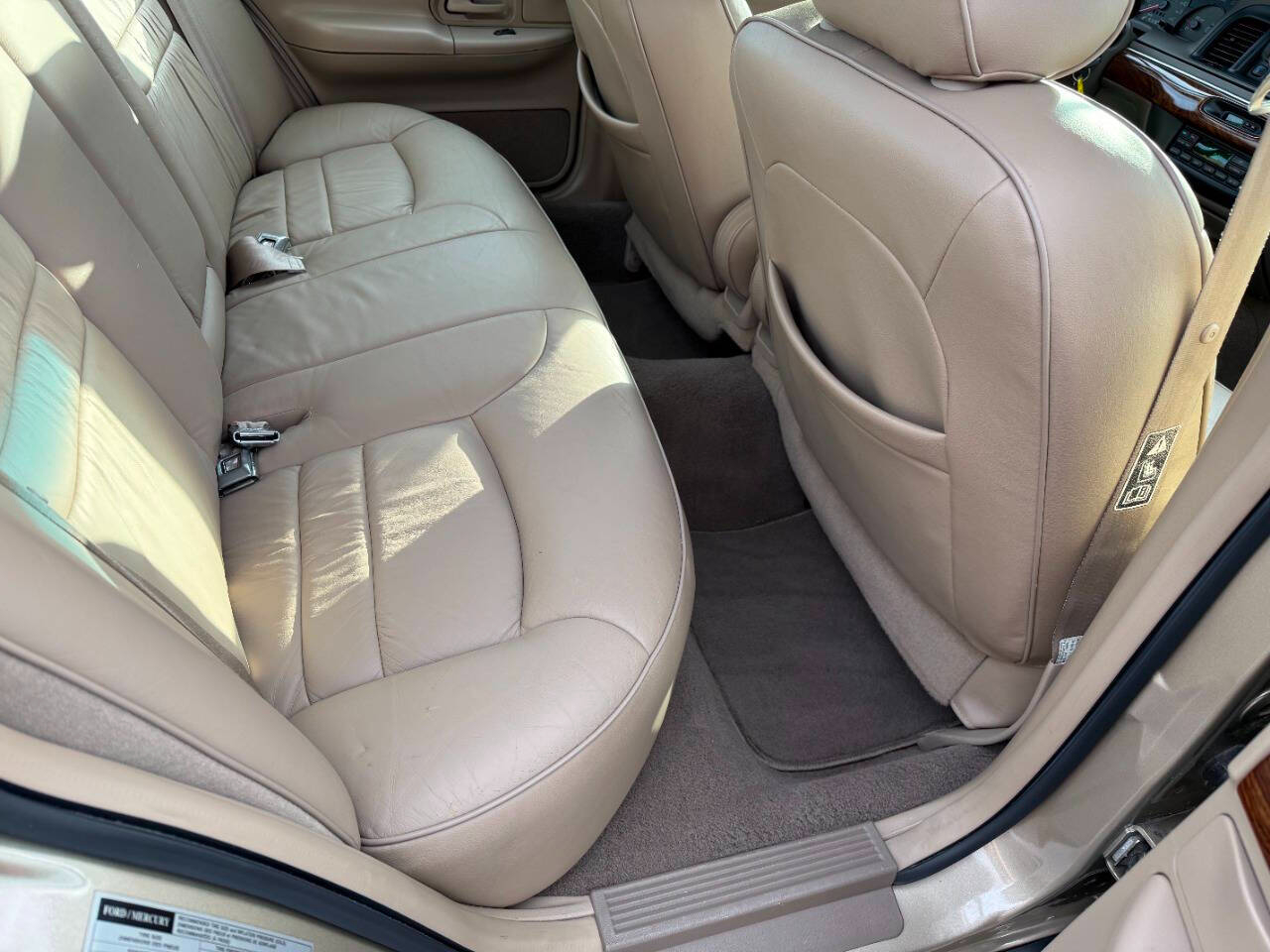 Mercury Grand Marquis 4dr Sdn LS 1999