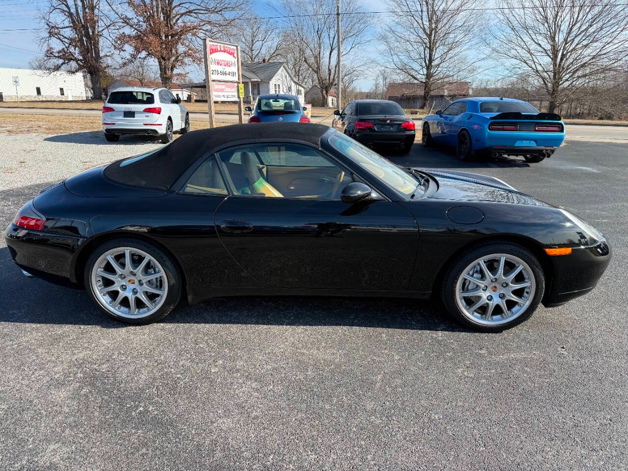 Porsche 911 Carrera 4 2D Cabriolet 2000