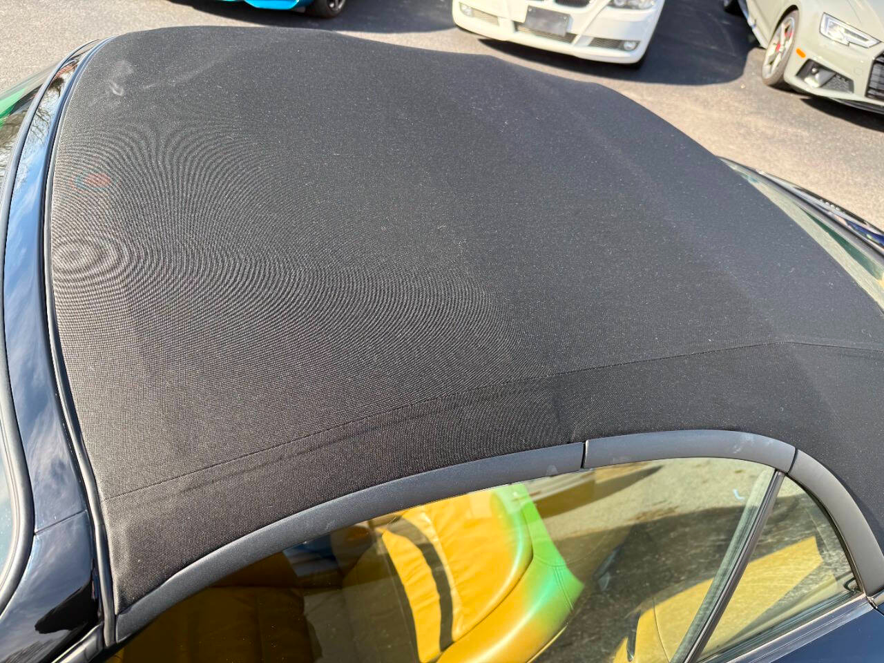 Porsche 911 Carrera 4 2D Cabriolet 2000