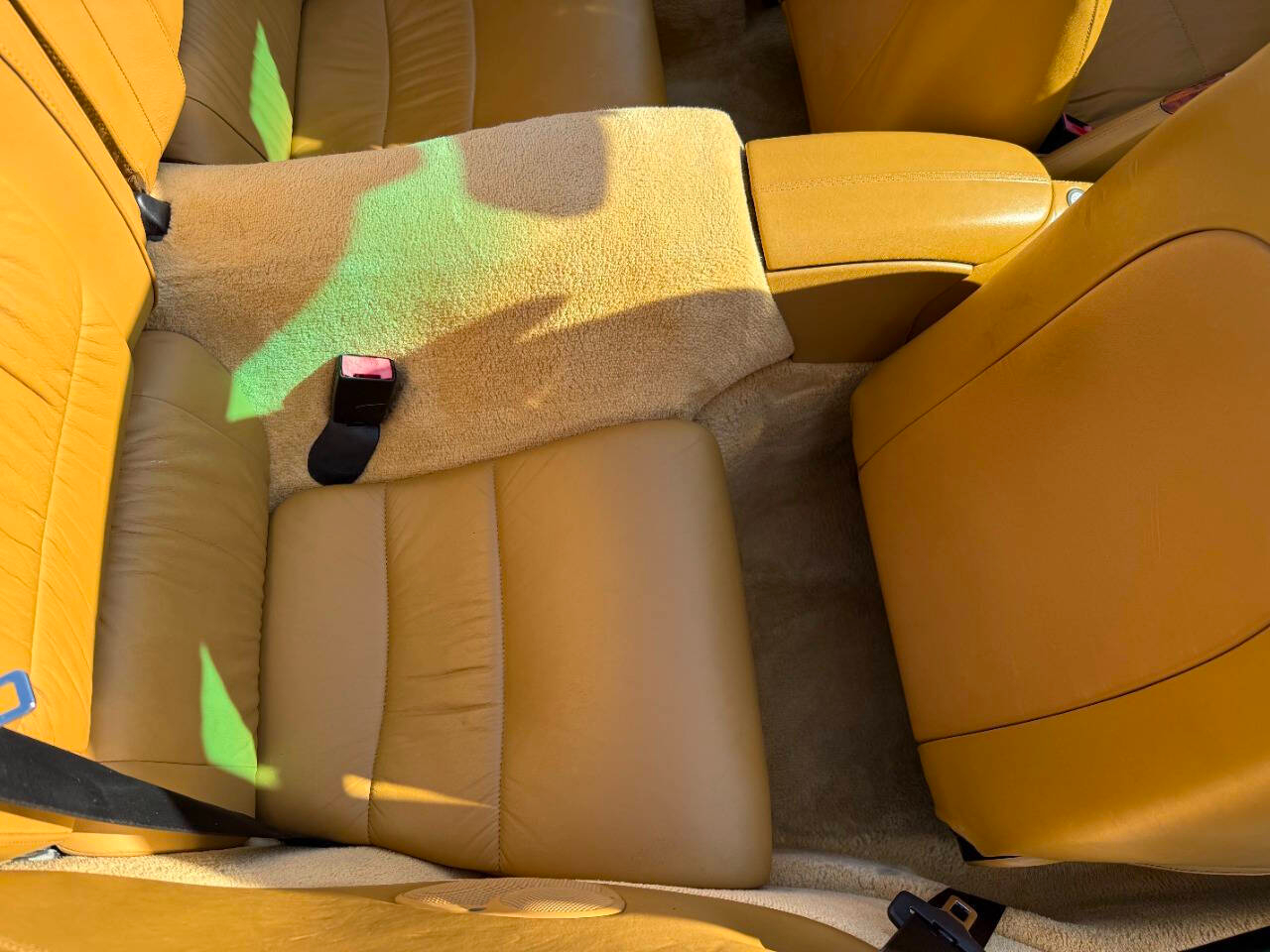 Porsche 911 Carrera 4 2D Cabriolet 2000