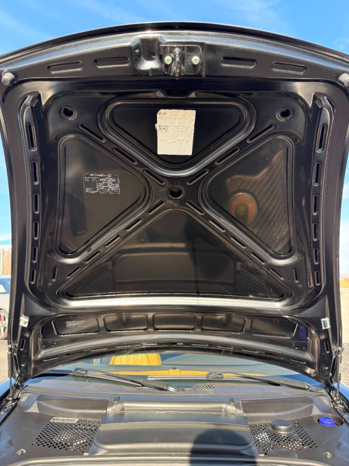 Porsche 911 Carrera 4 2D Cabriolet 2000