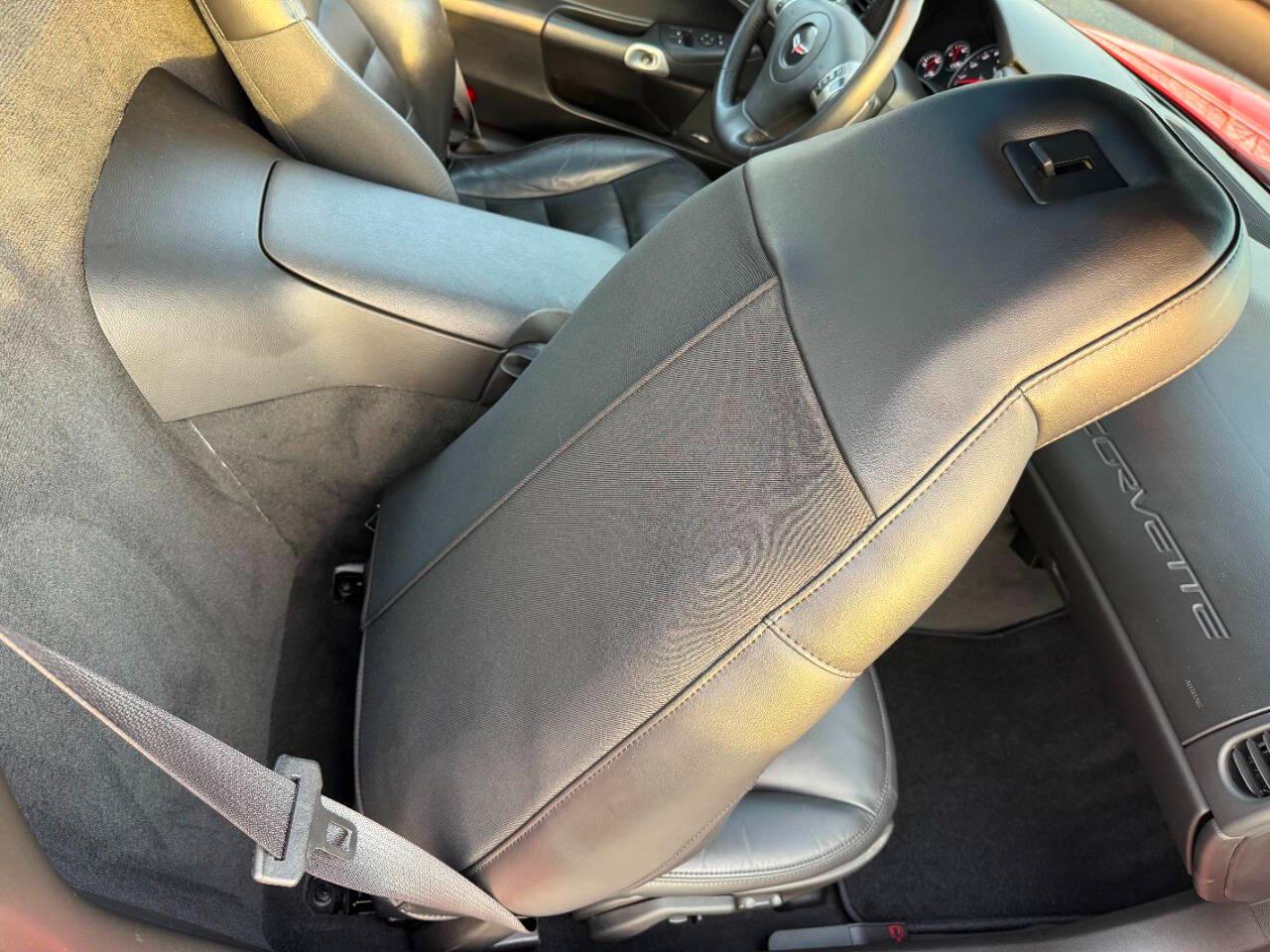 Chevrolet Corvette 2dr Cpe Z16 Grand Sport w/3LT 2011