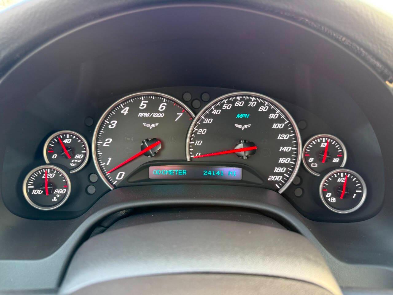 Chevrolet Corvette 2dr Cpe Z16 Grand Sport w/3LT 2011