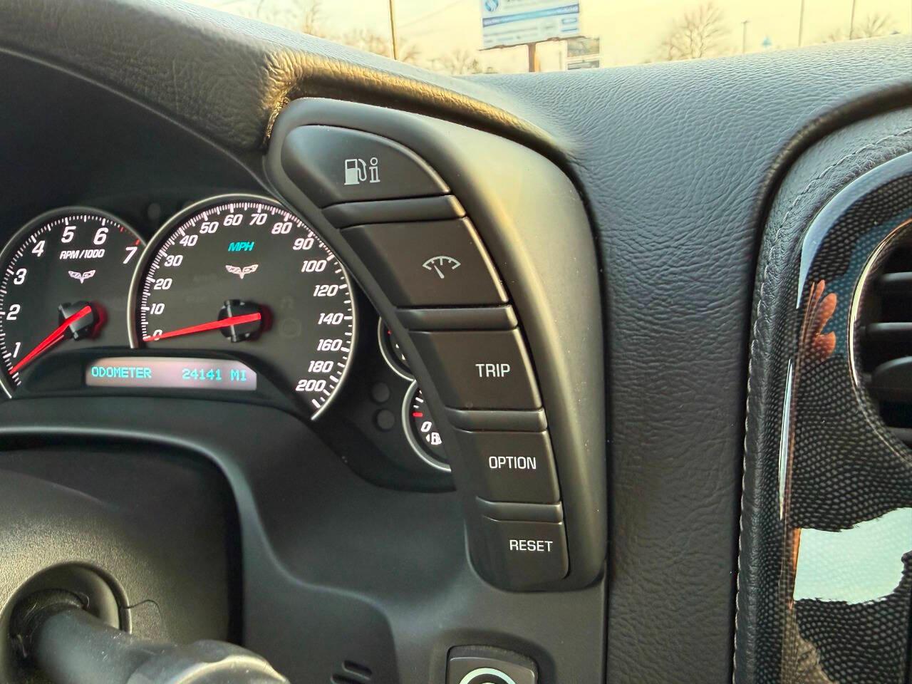 Chevrolet Corvette 2dr Cpe Z16 Grand Sport w/3LT 2011