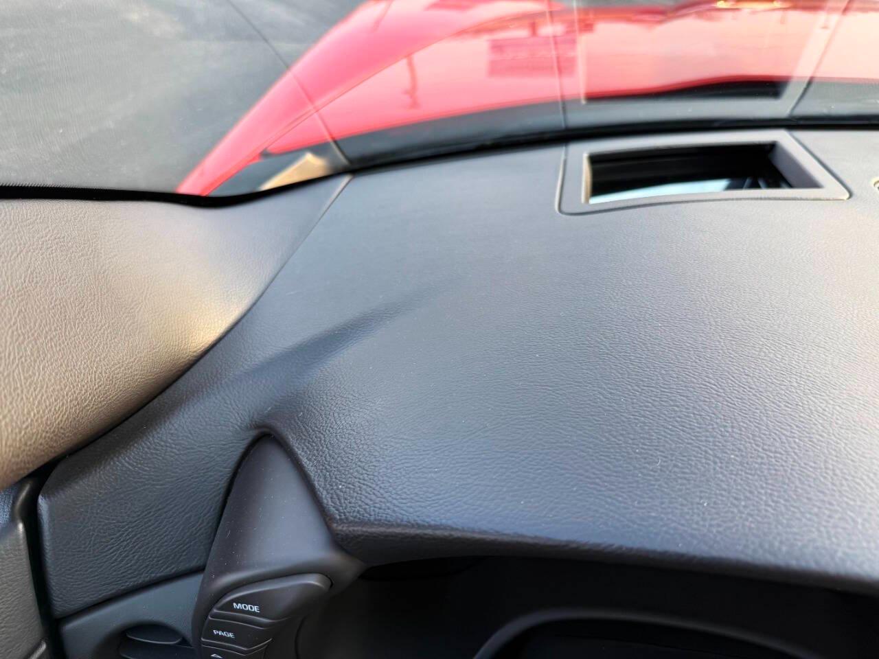 Chevrolet Corvette 2dr Cpe Z16 Grand Sport w/3LT 2011