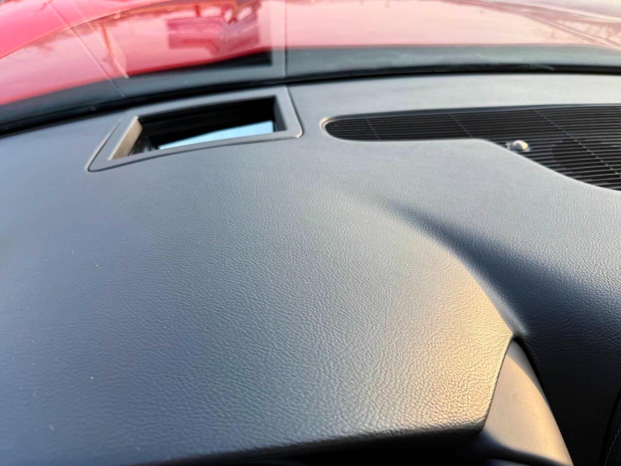 Chevrolet Corvette 2dr Cpe Z16 Grand Sport w/3LT 2011