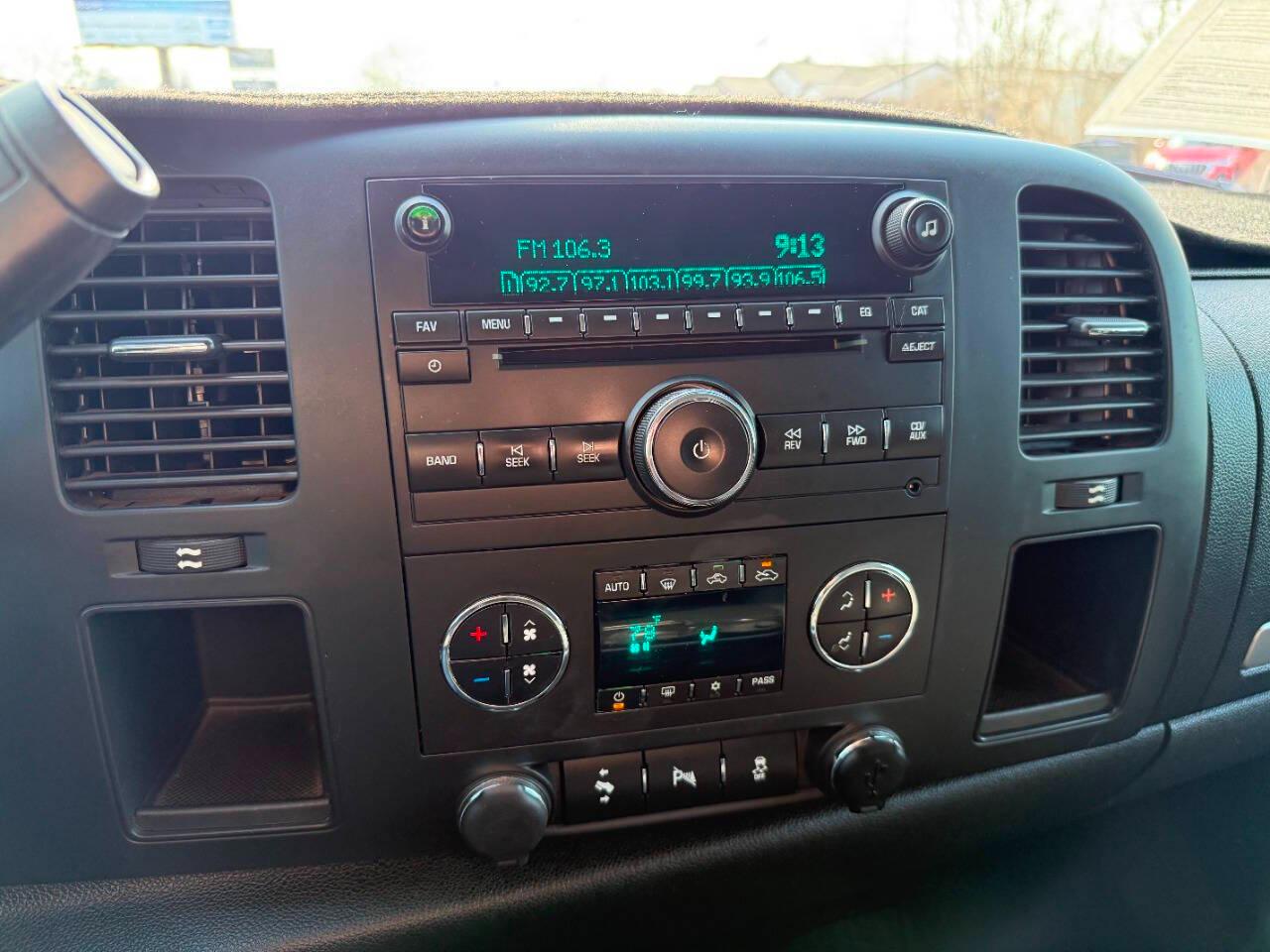 Chevrolet Silverado 1500 2WD Crew Cab 143.5" LT 2013