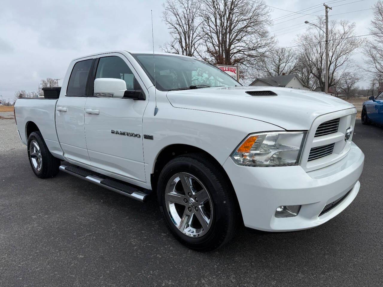 RAM 1500 4WD Quad Cab 140.5" Sport 2012