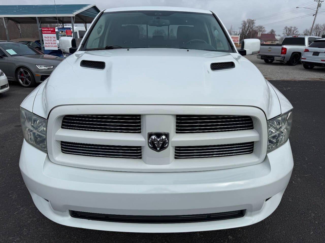 RAM 1500 4WD Quad Cab 140.5" Sport 2012