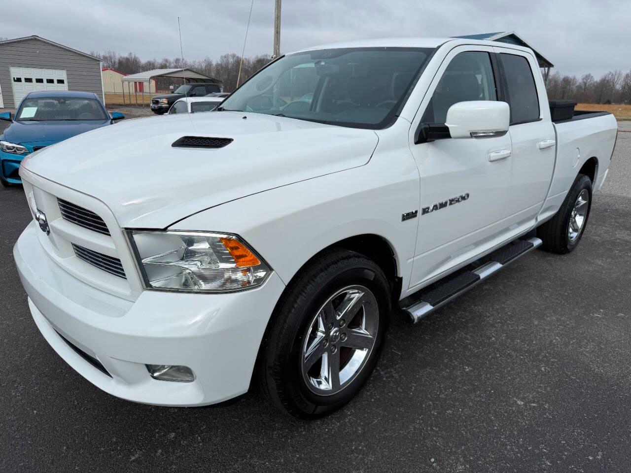RAM 1500 4WD Quad Cab 140.5" Sport 2012