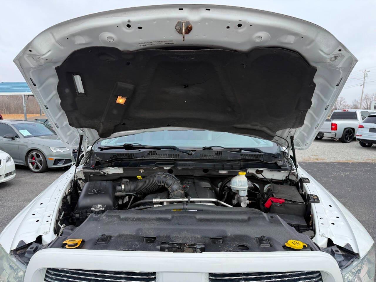 RAM 1500 4WD Quad Cab 140.5" Sport 2012