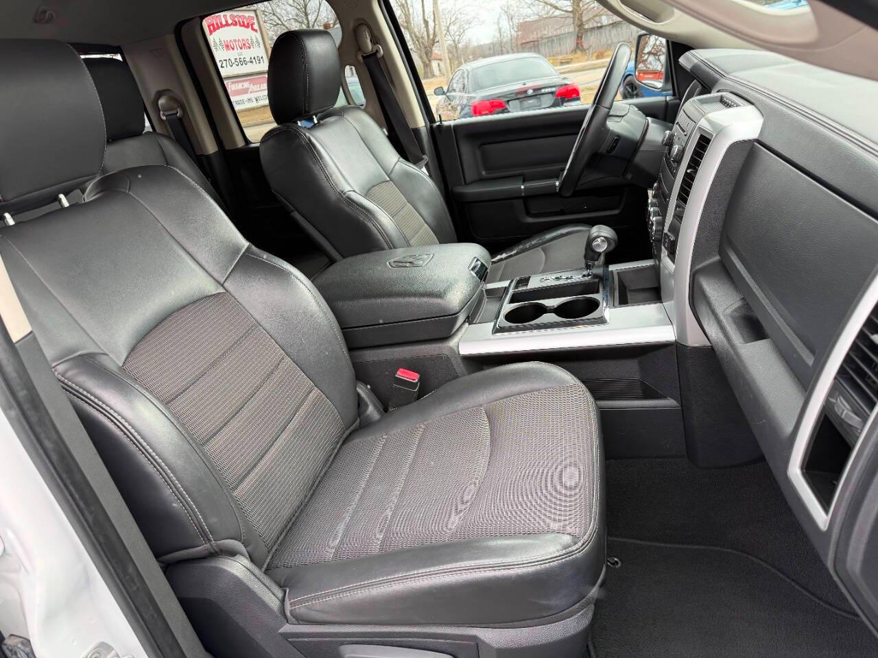 RAM 1500 4WD Quad Cab 140.5" Sport 2012