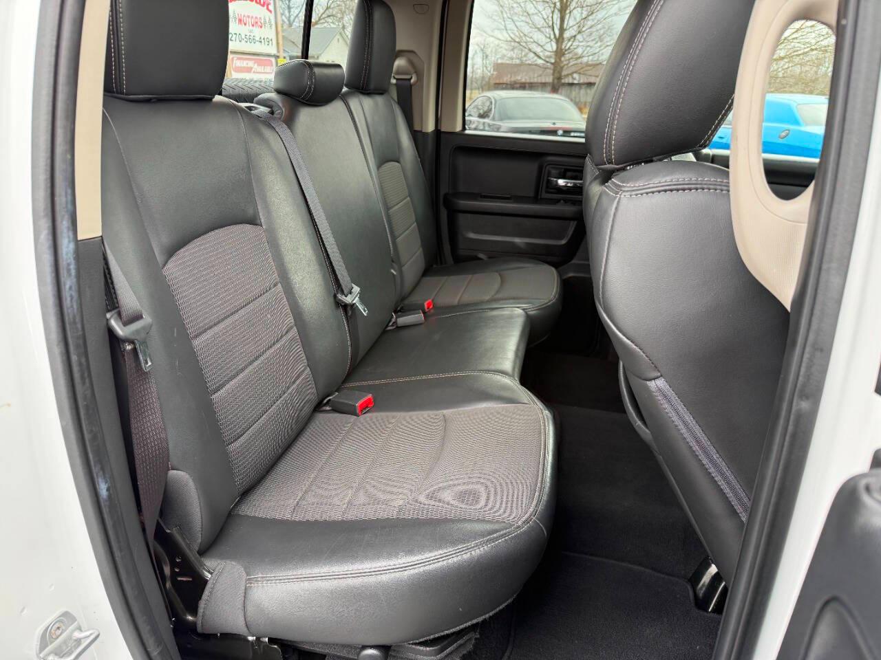 RAM 1500 4WD Quad Cab 140.5" Sport 2012