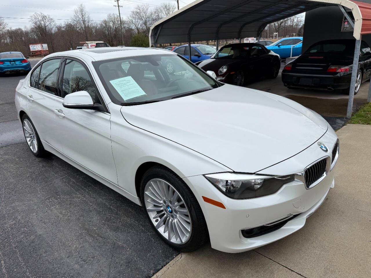 BMW 3 Series 4dr Sdn 328i RWD 2014