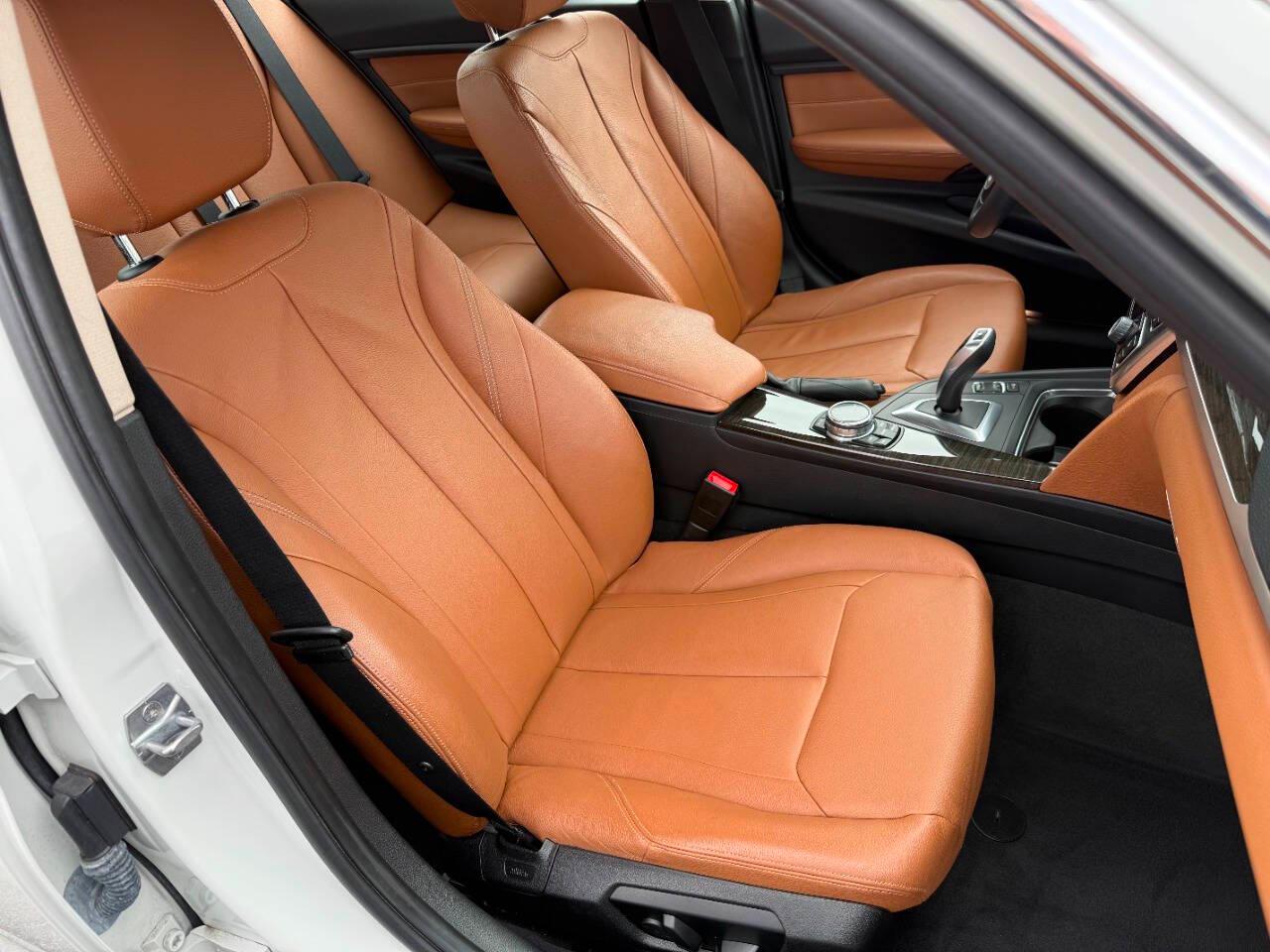 BMW 3 Series 4dr Sdn 328i RWD 2014