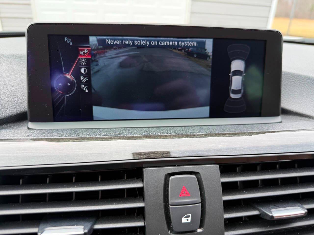 BMW 3 Series 4dr Sdn 328i RWD 2014