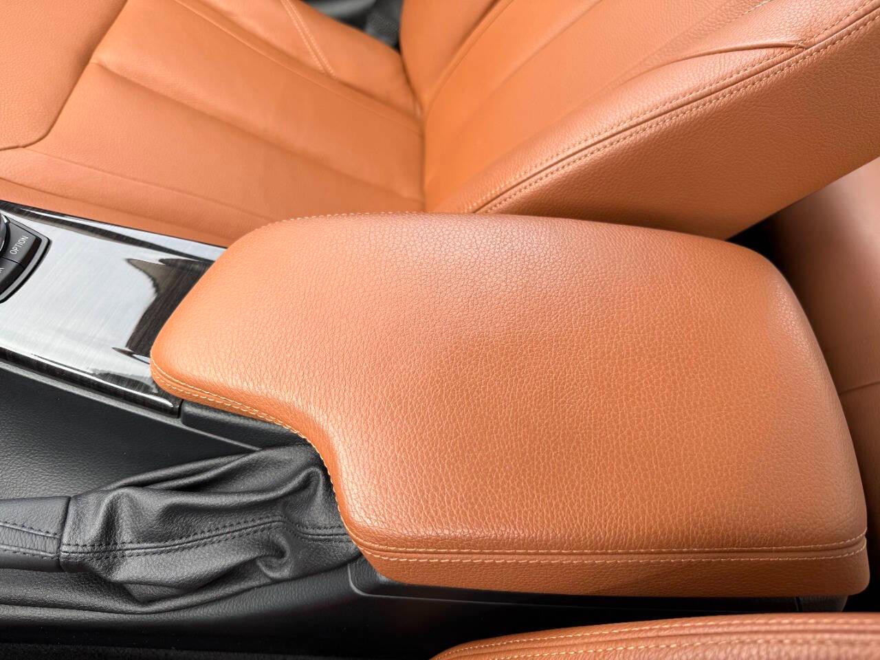 BMW 3 Series 4dr Sdn 328i RWD 2014