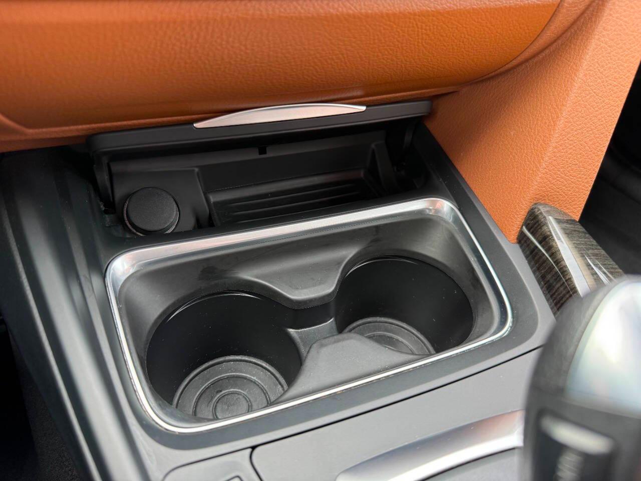 BMW 3 Series 4dr Sdn 328i RWD 2014