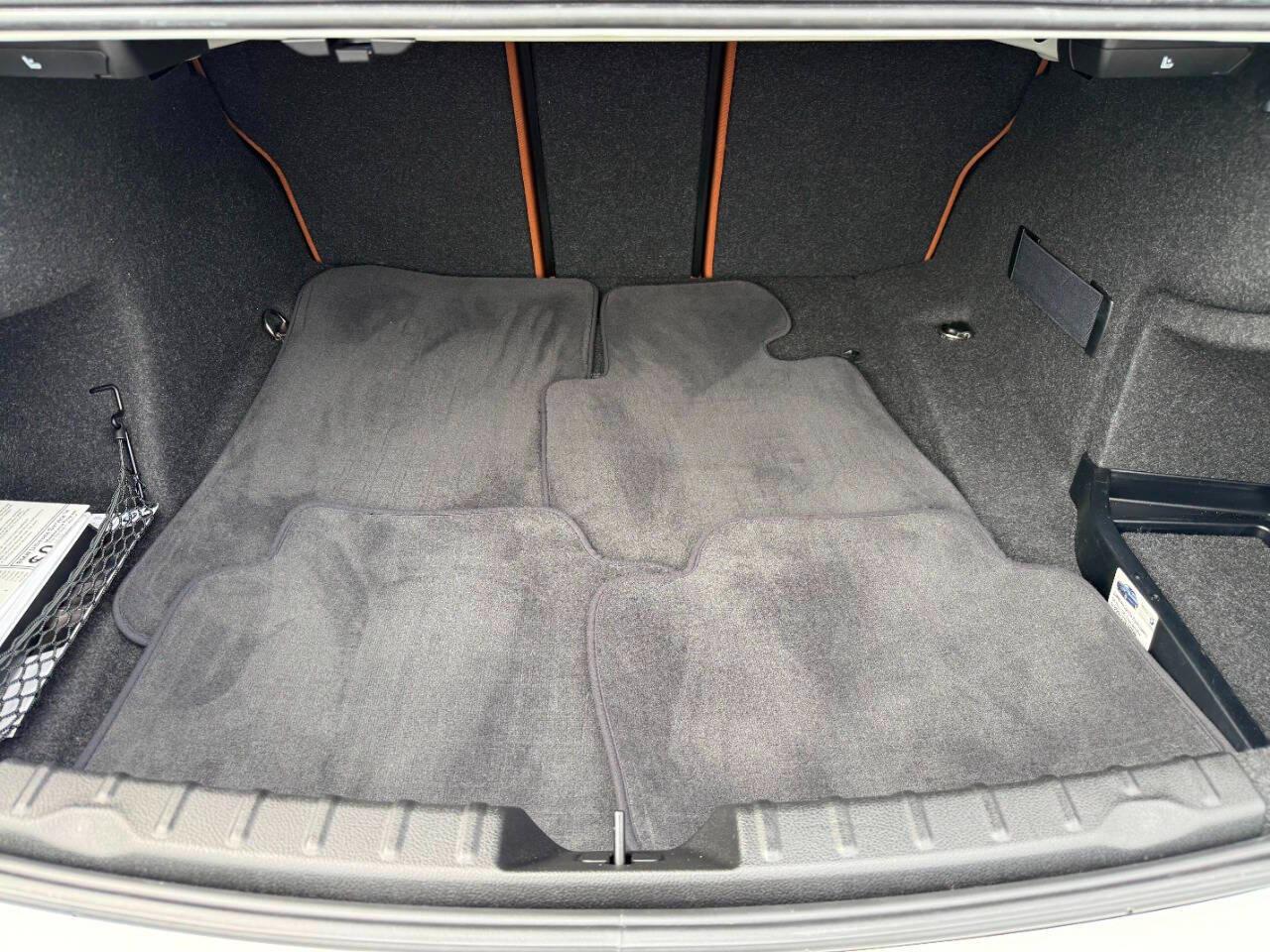 BMW 3 Series 4dr Sdn 328i RWD 2014