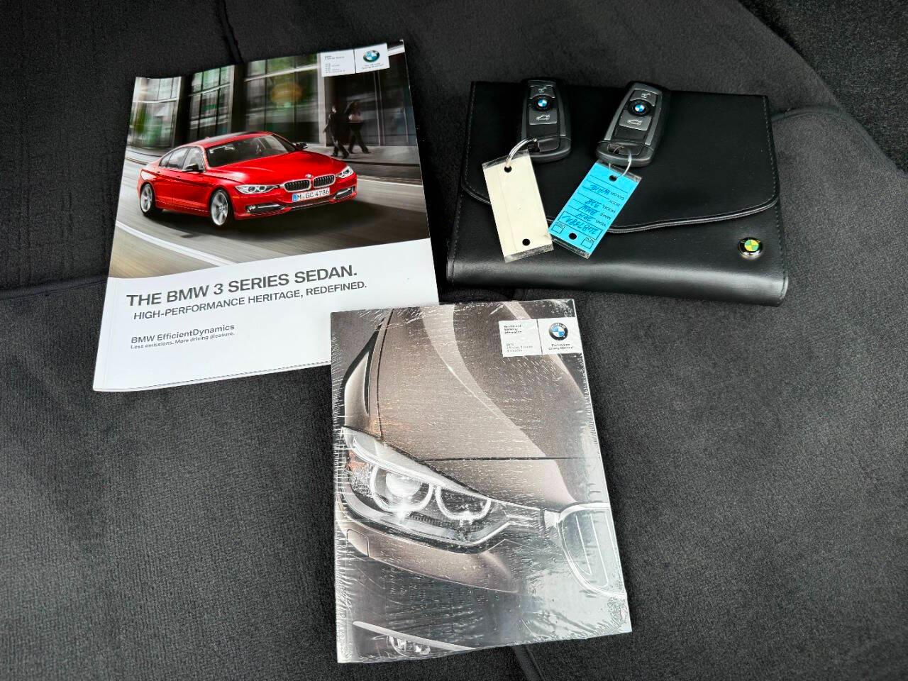 BMW 3 Series 4dr Sdn 328i RWD 2014