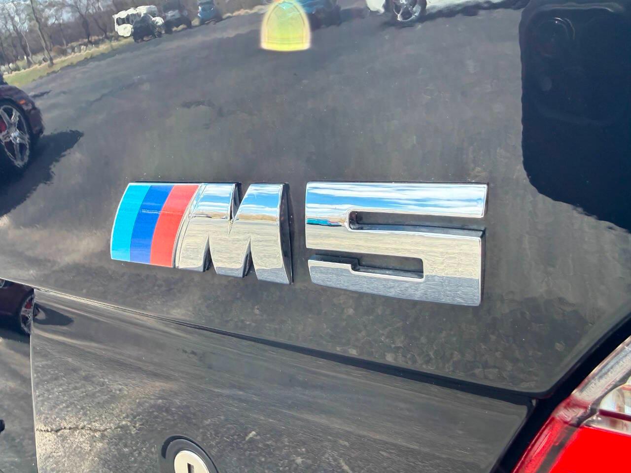 BMW 5 Series M5 4dr Sdn 6-Spd Manual 2001