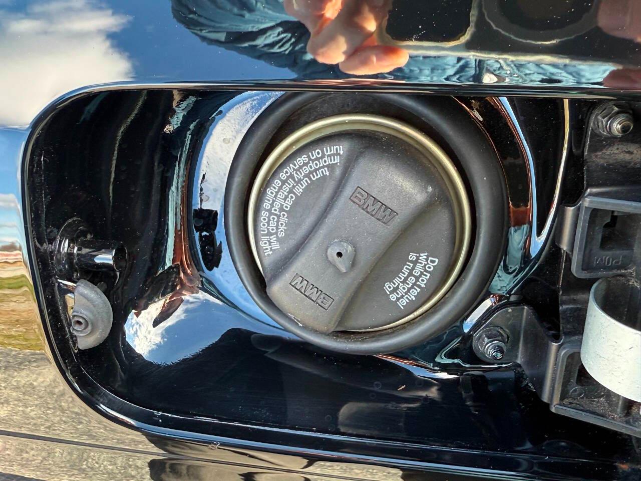 BMW 5 Series M5 4dr Sdn 6-Spd Manual 2001