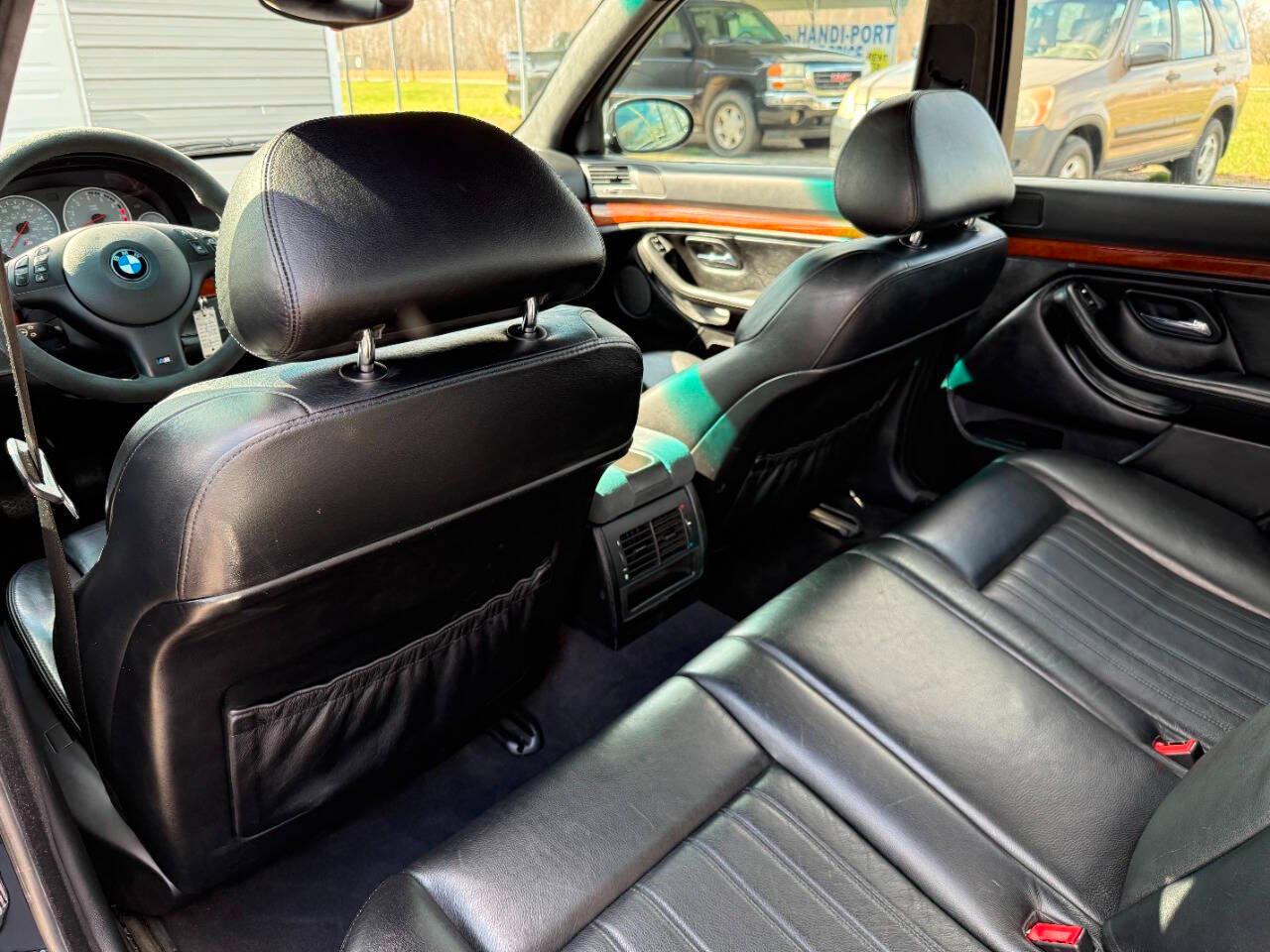 BMW 5 Series M5 4dr Sdn 6-Spd Manual 2001