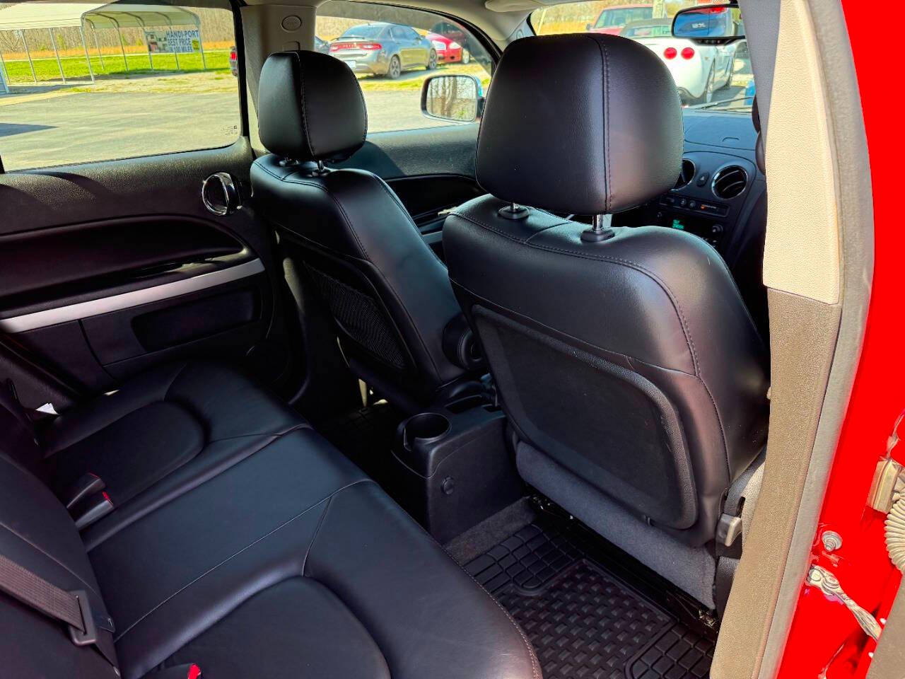 Chevrolet HHR FWD 4dr LT w/2LT 2011