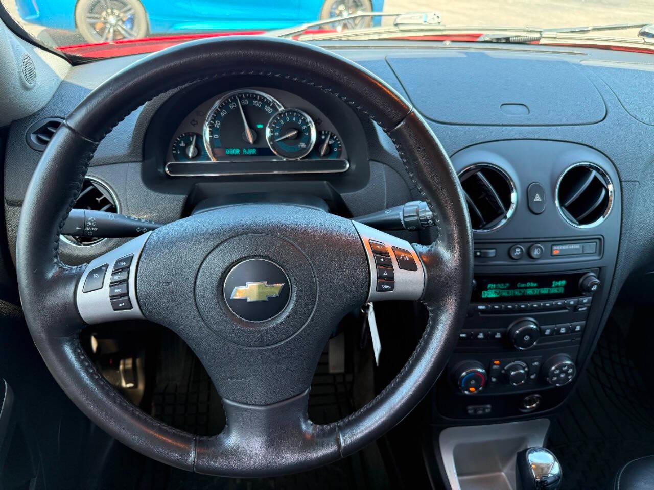 Chevrolet HHR FWD 4dr LT w/2LT 2011