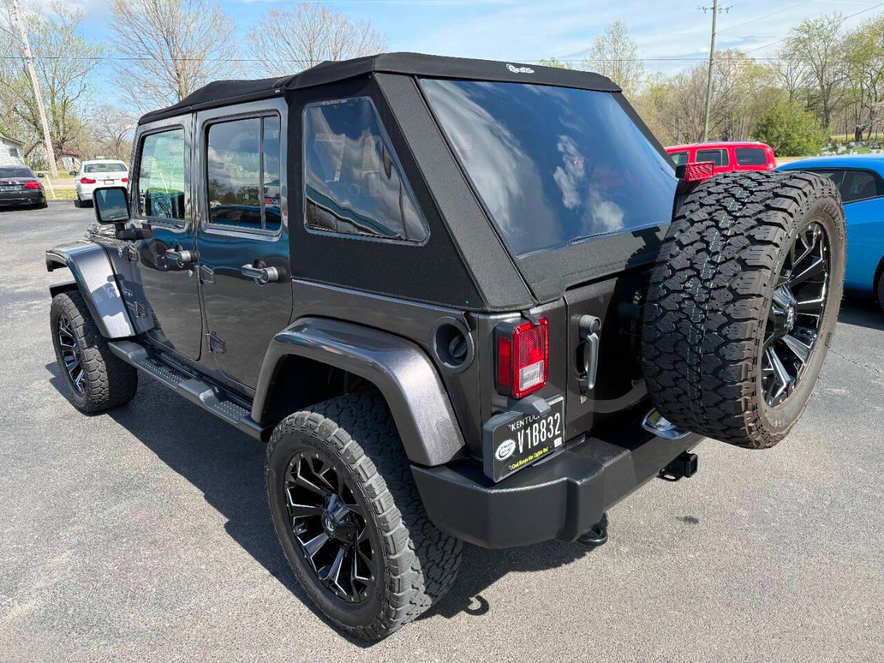 Jeep Wrangler Unlimited 4WD 4dr Sahara 2016