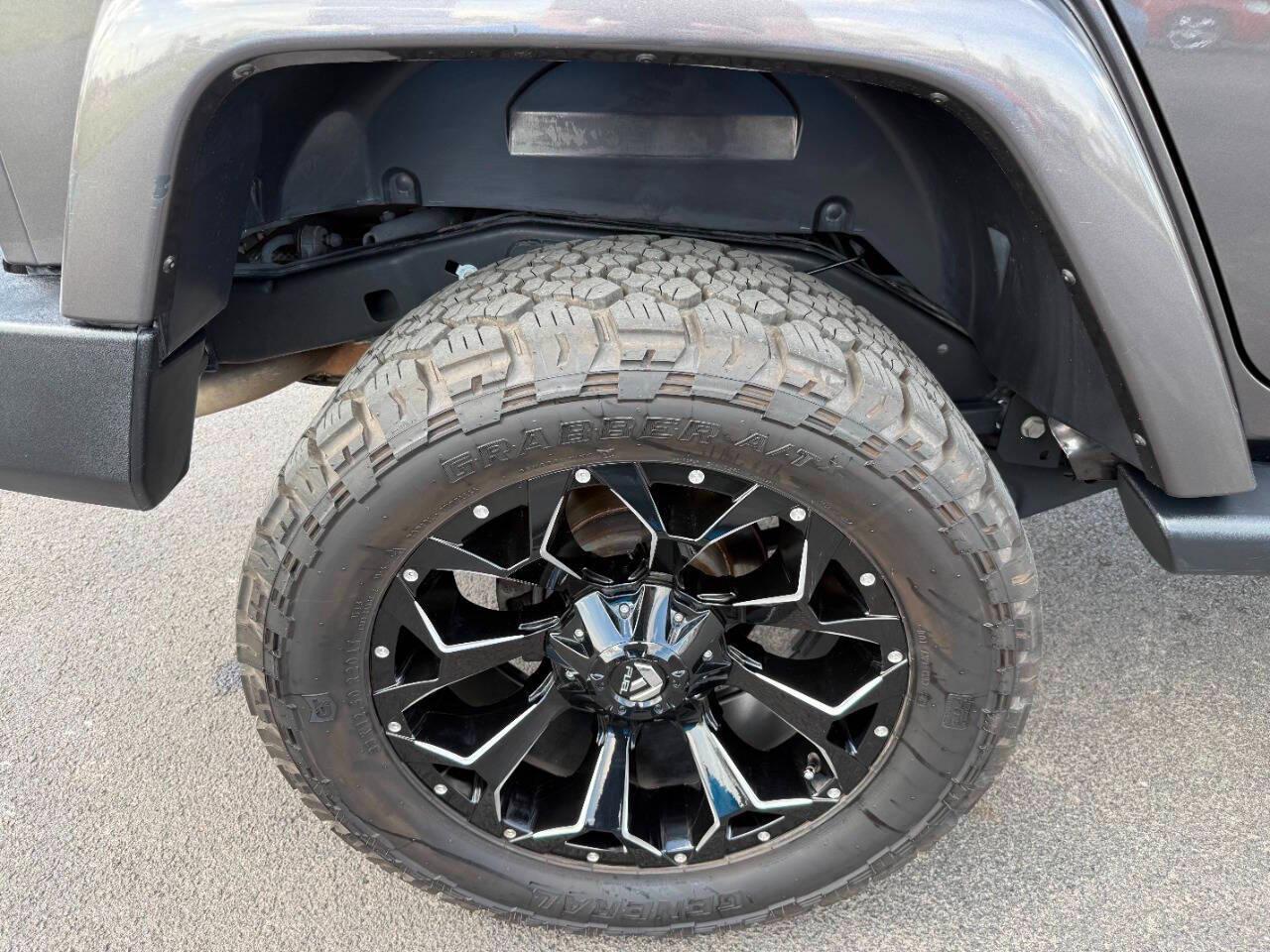 Jeep Wrangler Unlimited 4WD 4dr Sahara 2016