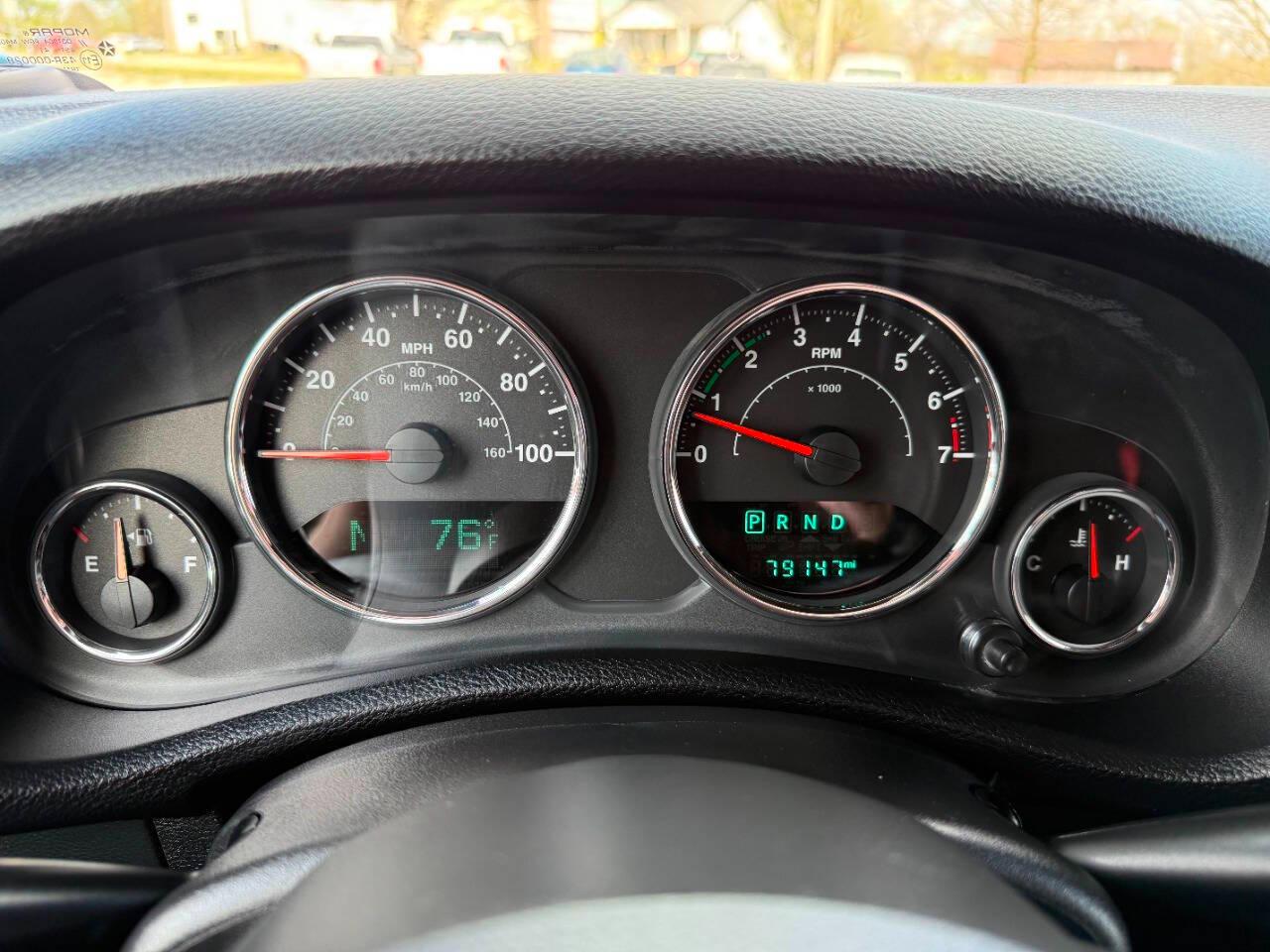 Jeep Wrangler Unlimited 4WD 4dr Sahara 2016