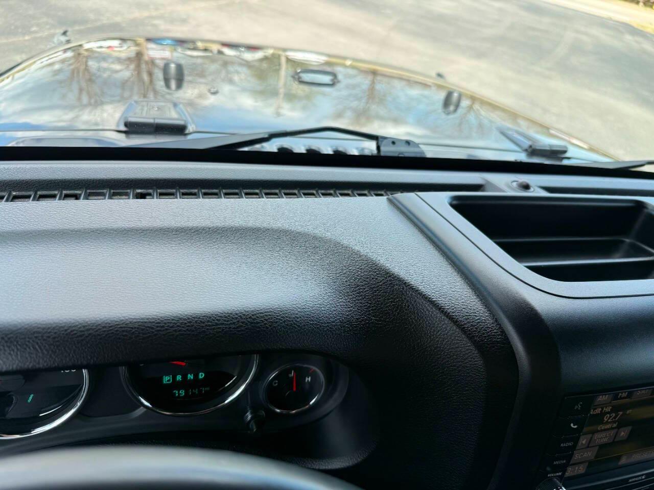 Jeep Wrangler Unlimited 4WD 4dr Sahara 2016