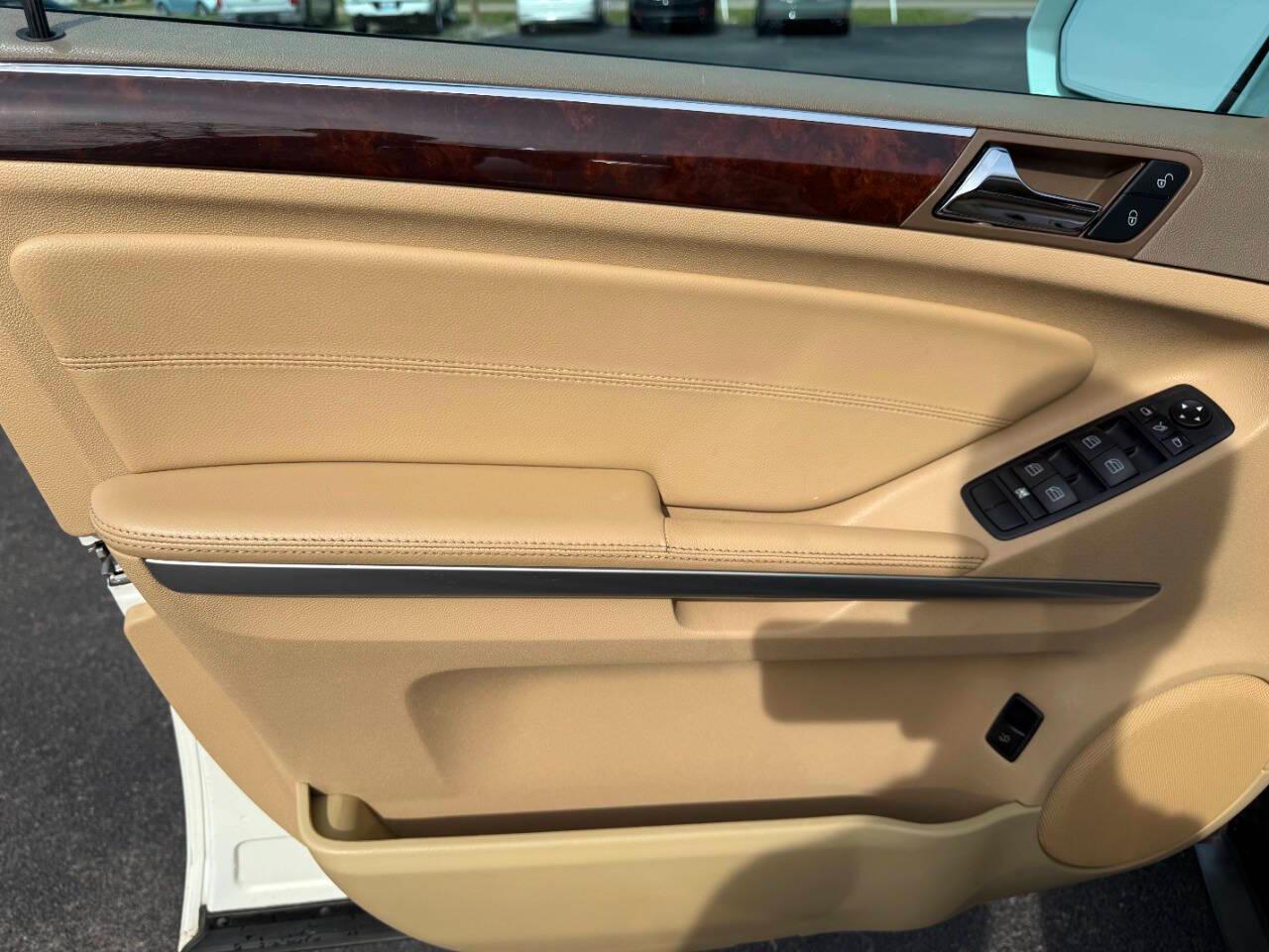 Mercedes-Benz M-Class RWD 4dr ML 350 2010