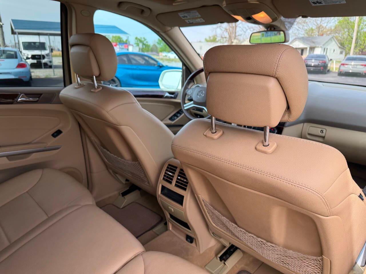 Mercedes-Benz M-Class RWD 4dr ML 350 2010