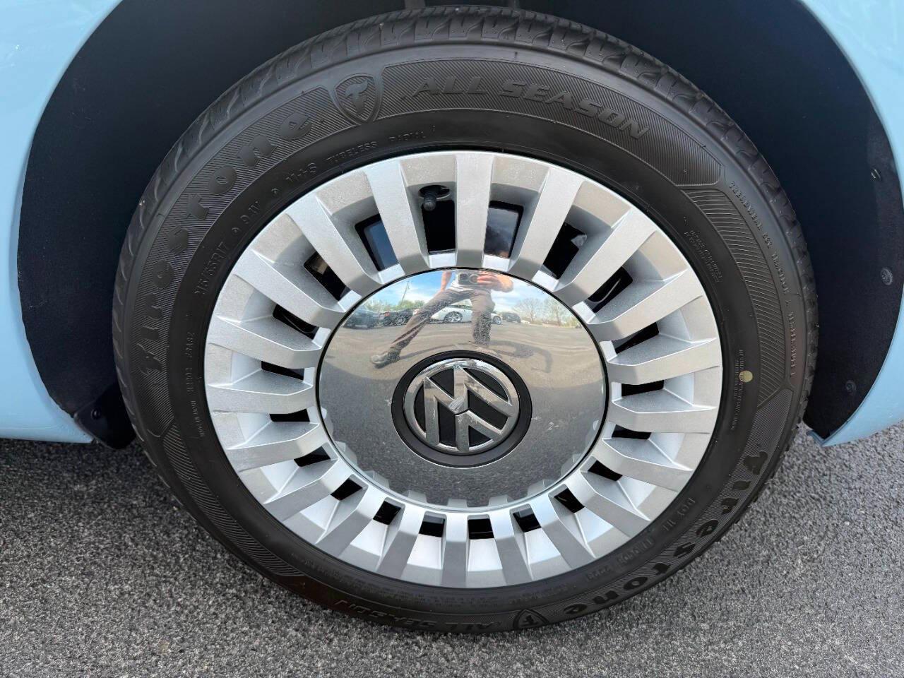 Volkswagen Beetle Coupe 2dr Auto 2.5L PZEV *Ltd Avail* 2014