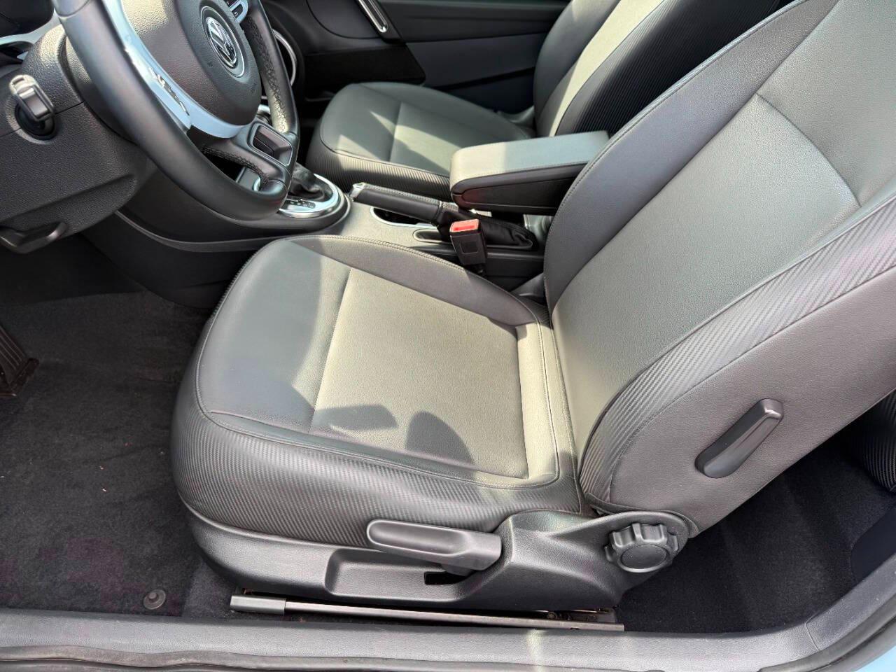 Volkswagen Beetle Coupe 2dr Auto 2.5L PZEV *Ltd Avail* 2014