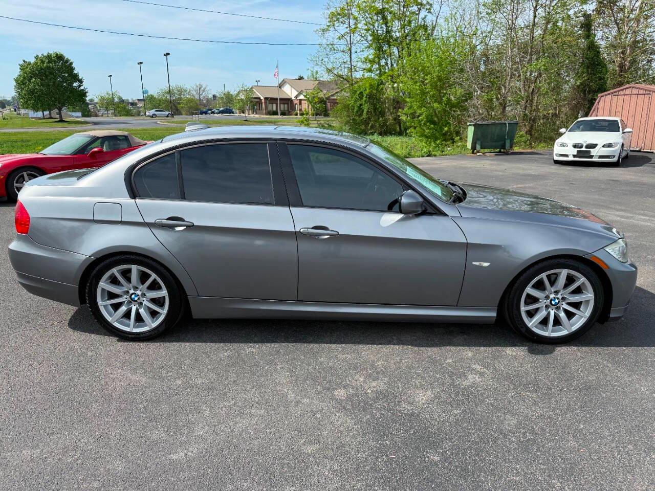 BMW 3 Series 4dr Sdn 328i RWD South Africa 2009