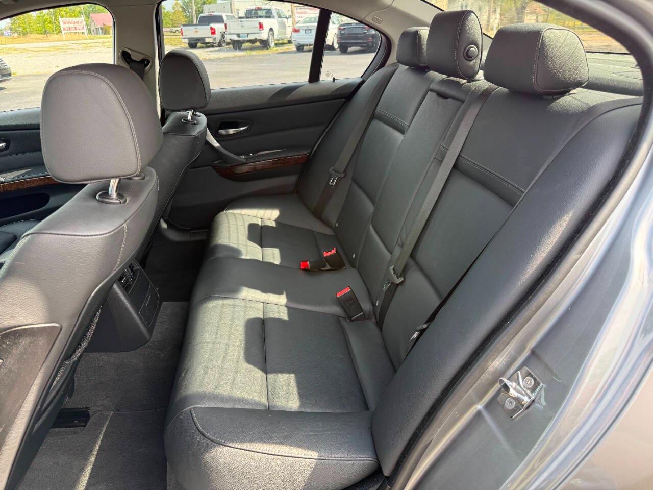 BMW 3 Series 4dr Sdn 328i RWD South Africa 2009