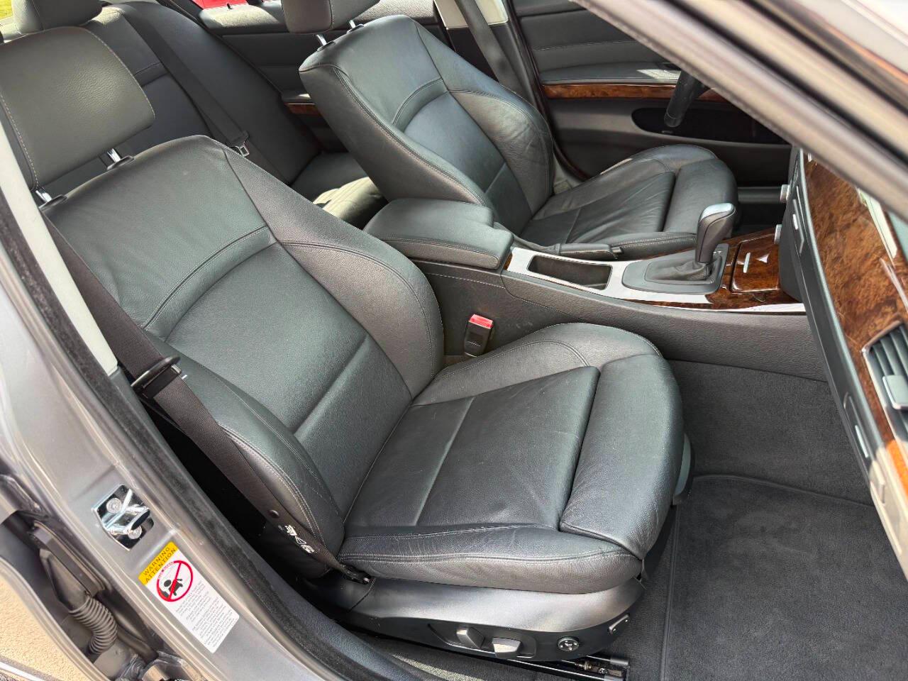 BMW 3 Series 4dr Sdn 328i RWD South Africa 2009