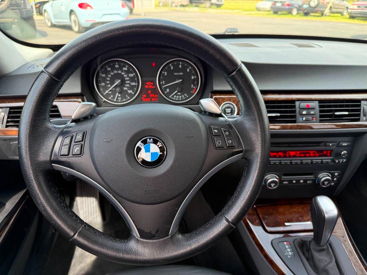 BMW 3 Series 4dr Sdn 328i RWD South Africa 2009