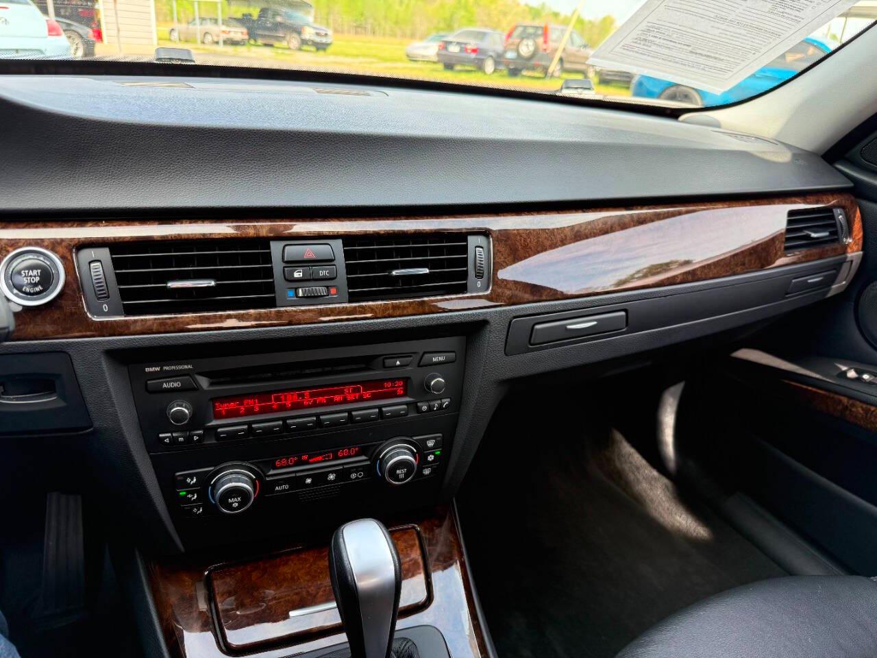 BMW 3 Series 4dr Sdn 328i RWD South Africa 2009