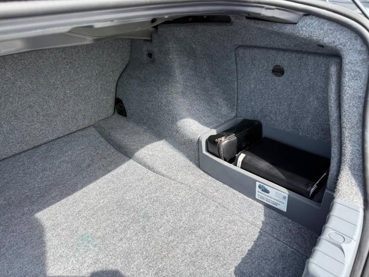 BMW 3 Series 4dr Sdn 328i RWD South Africa 2009