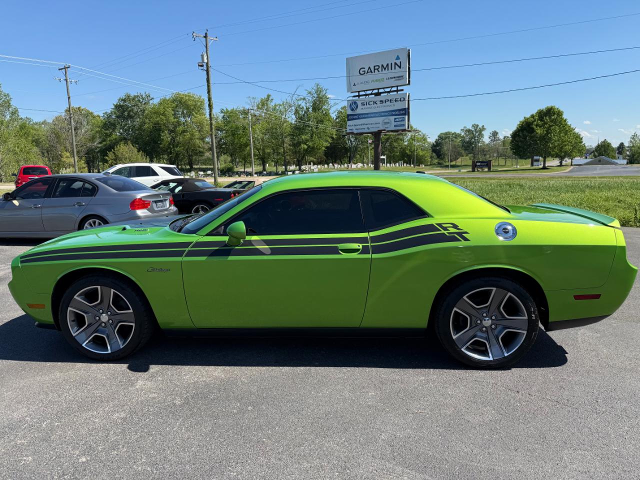 Dodge Challenger 2dr Cpe R/T Classic 2011